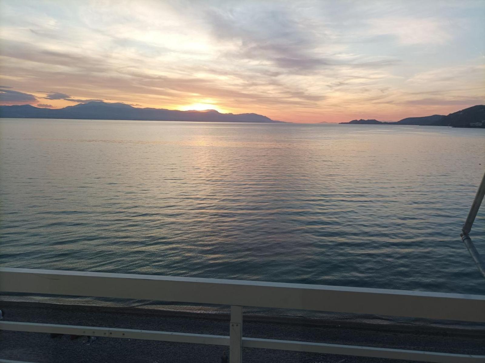 Blue Bliss Διαμέρισμα Λουτράκι Εξωτερικό φωτογραφία